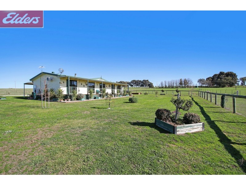 430 Perryman Lane, Table Top NSW 2640