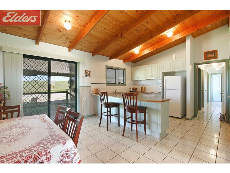 430 Perryman Lane, Table Top NSW 2640