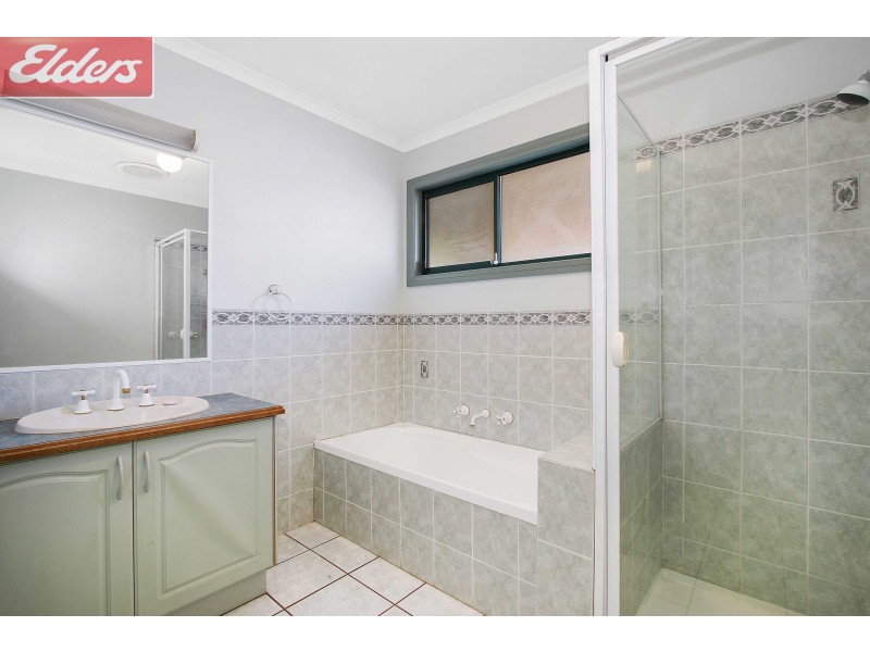 430 Perryman Lane, Table Top NSW 2640