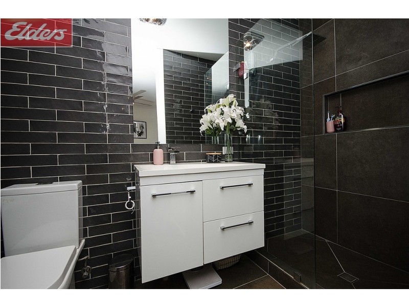 4 Glenairne Street, Wodonga VIC 3690