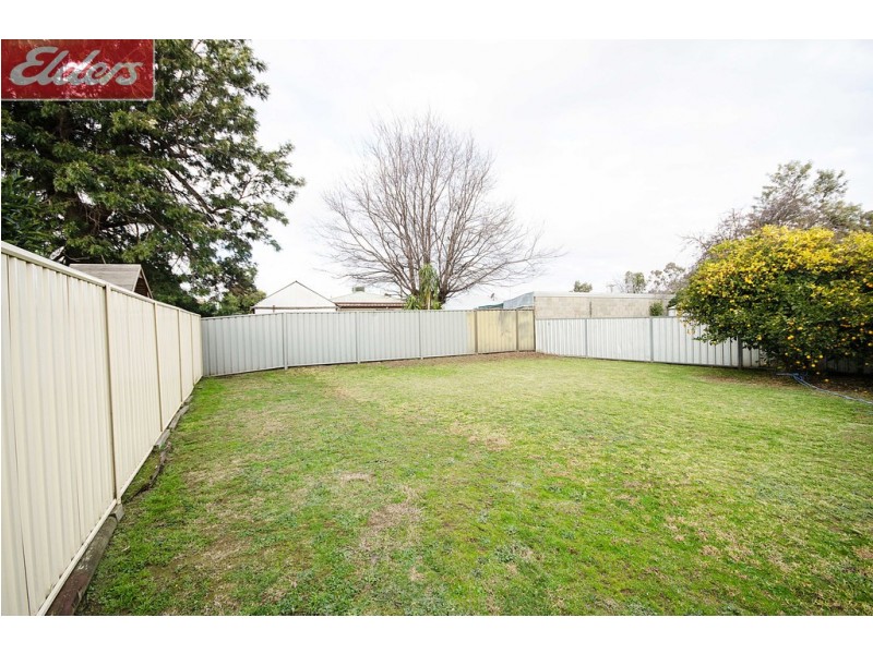 4 Glenairne Street, Wodonga VIC 3690