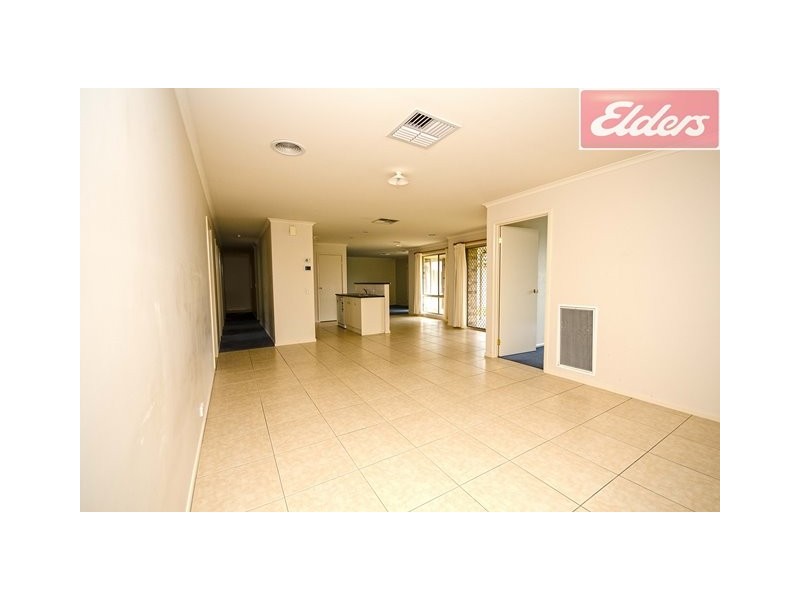 60 Mountain View Drive, Lavington NSW 2641