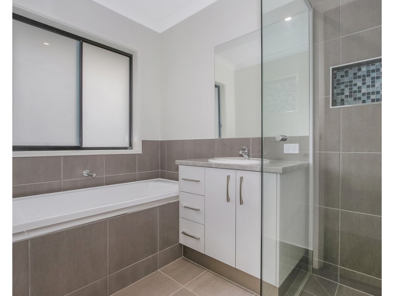 7 Lexcen Street, Baranduda VIC 3691