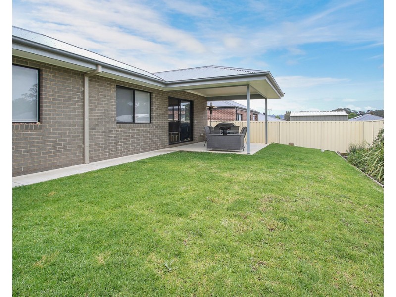 7 Lexcen Street, Baranduda VIC 3691