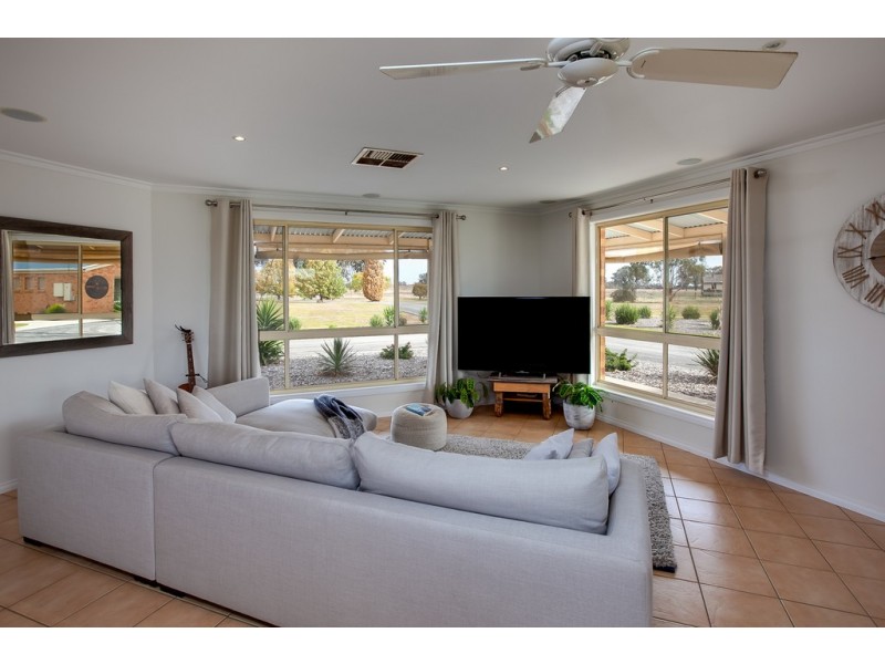 2380 Murray Valley Highway, Barnawartha VIC 3688