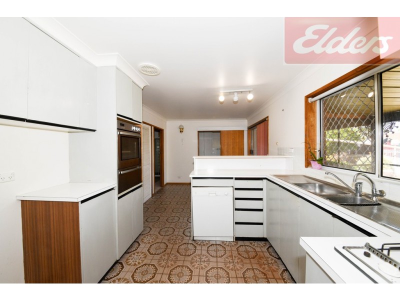 14 Hay Street, Corowa NSW 2646