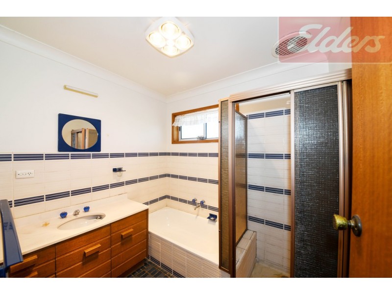 14 Hay Street, Corowa NSW 2646