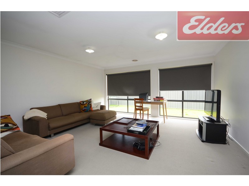 8 Lysterfield Lane, Wodonga VIC 3690