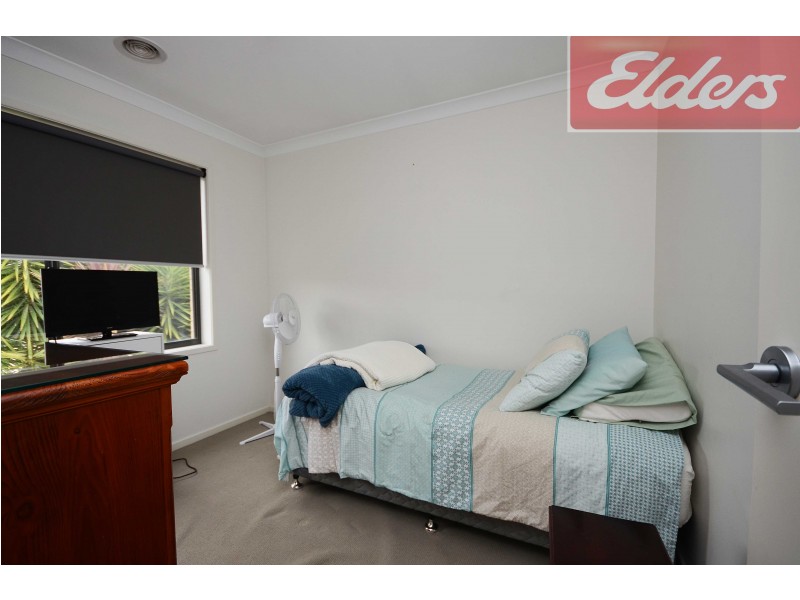 8 Lysterfield Lane, Wodonga VIC 3690