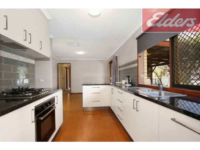 9 Wiltshire Crescent, Wodonga VIC 3690