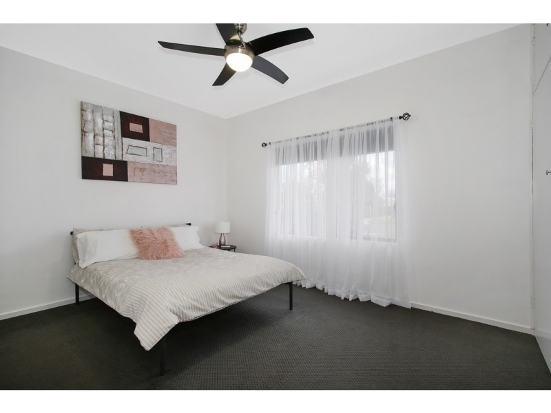 397 Eden Street, Lavington NSW 2641