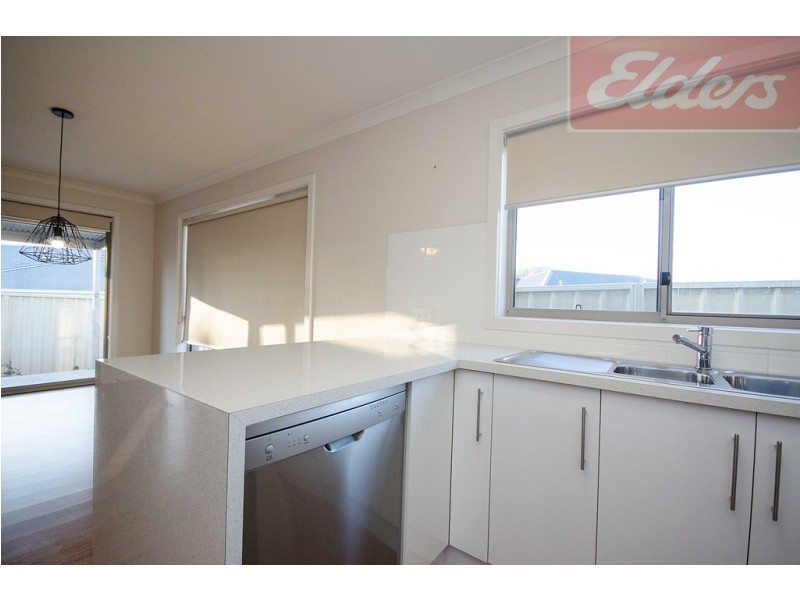 5/9 Donnolley Court, Lavington NSW 2641
