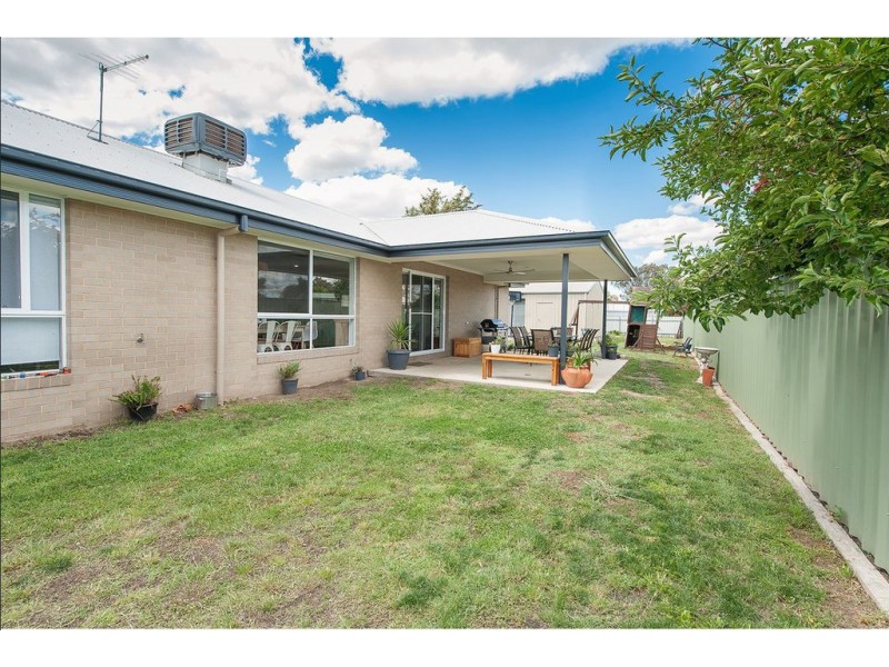 95 Watson Street, Jindera NSW 2642