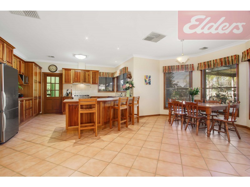 14 Glen Avon Terrace, Wodonga VIC 3690