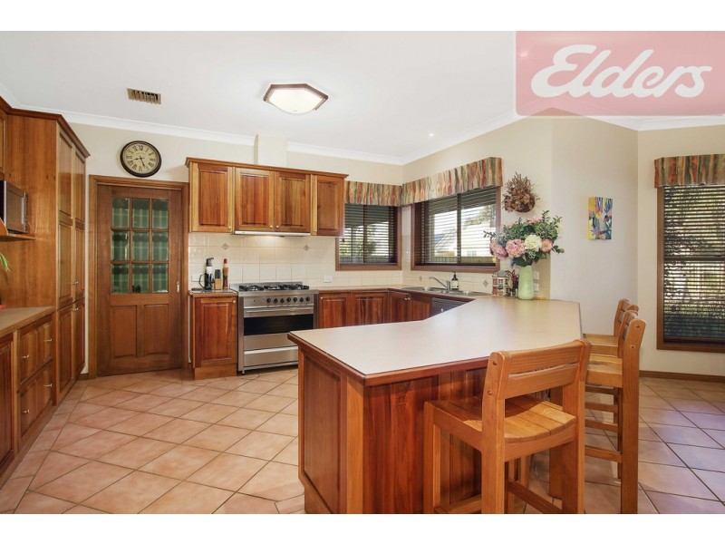 14 Glen Avon Terrace, Wodonga VIC 3690