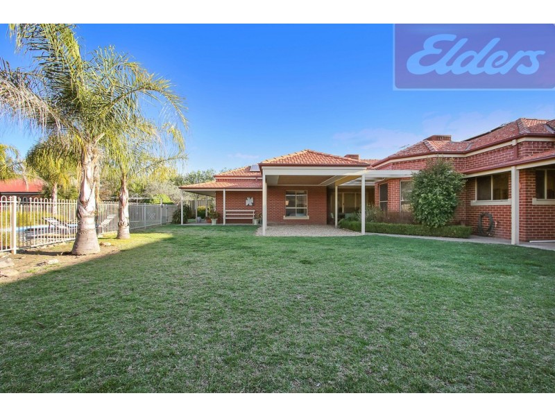 14 Glen Avon Terrace, Wodonga VIC 3690