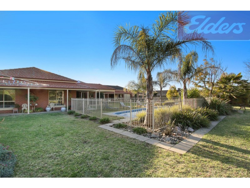 14 Glen Avon Terrace, Wodonga VIC 3690