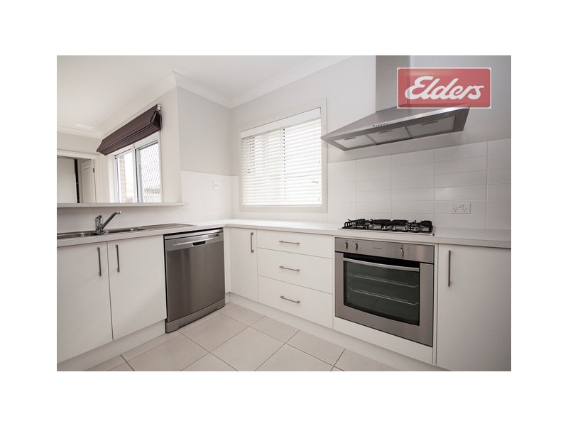 2/26 William Street, Wodonga VIC 3690