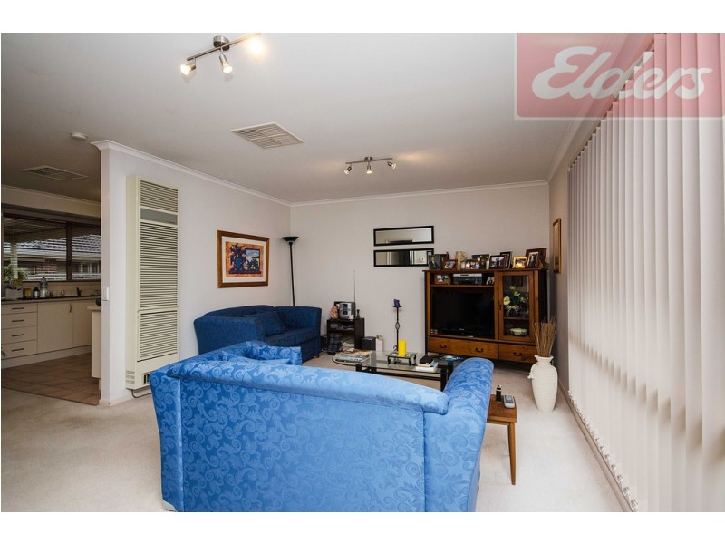 2/11 Bent Place, Wodonga VIC 3690