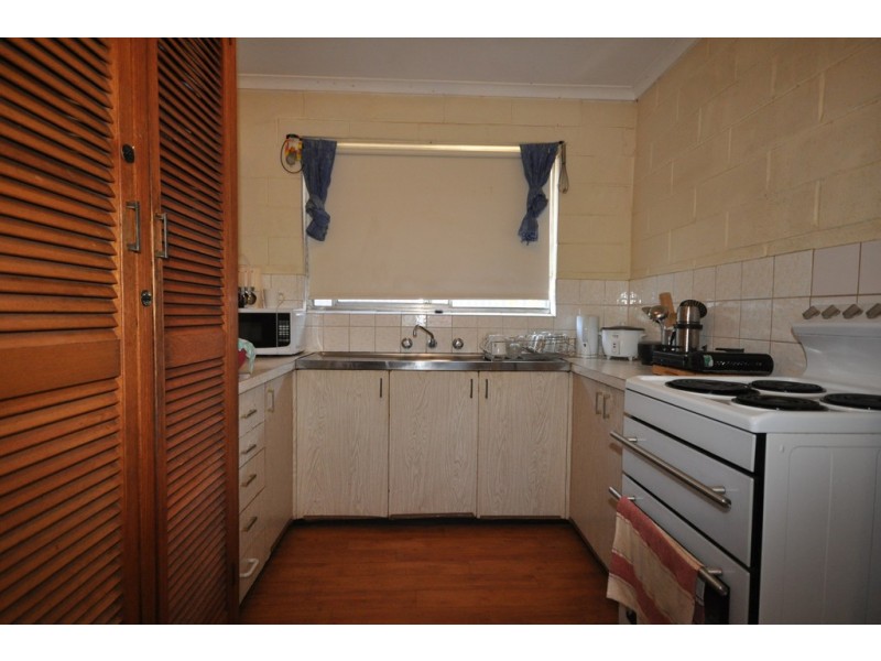 6/450 Douglas Road, Lavington NSW 2641