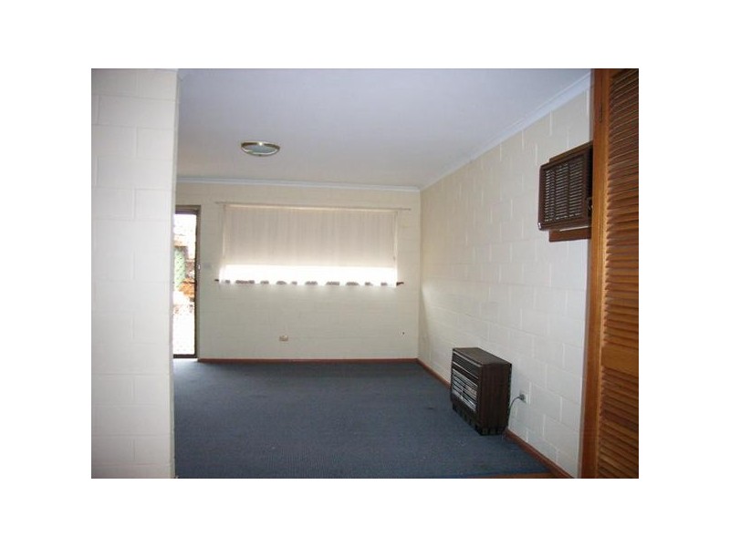 6/450 Douglas Road, Lavington NSW 2641