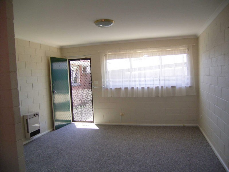 6/450 Douglas Road, Lavington NSW 2641