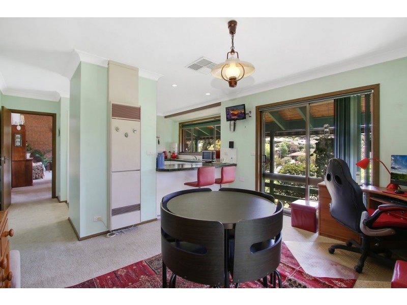 5 Karl Court, Lavington NSW 2641