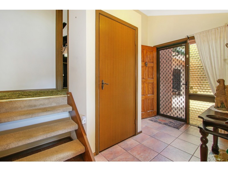 5 Karl Court, Lavington NSW 2641