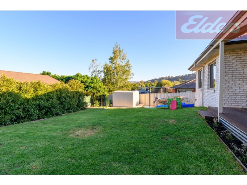 13 Hawk Place, Wodonga VIC 3690