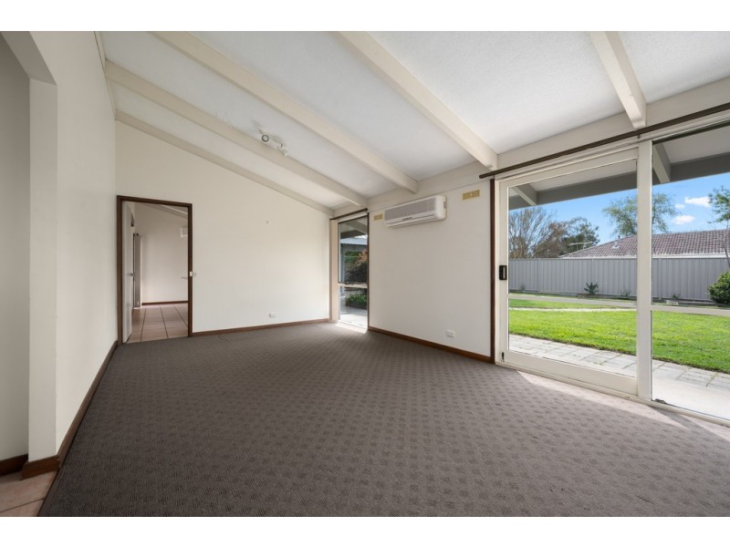 25 Wiltshire Crescent, Wodonga VIC 3690