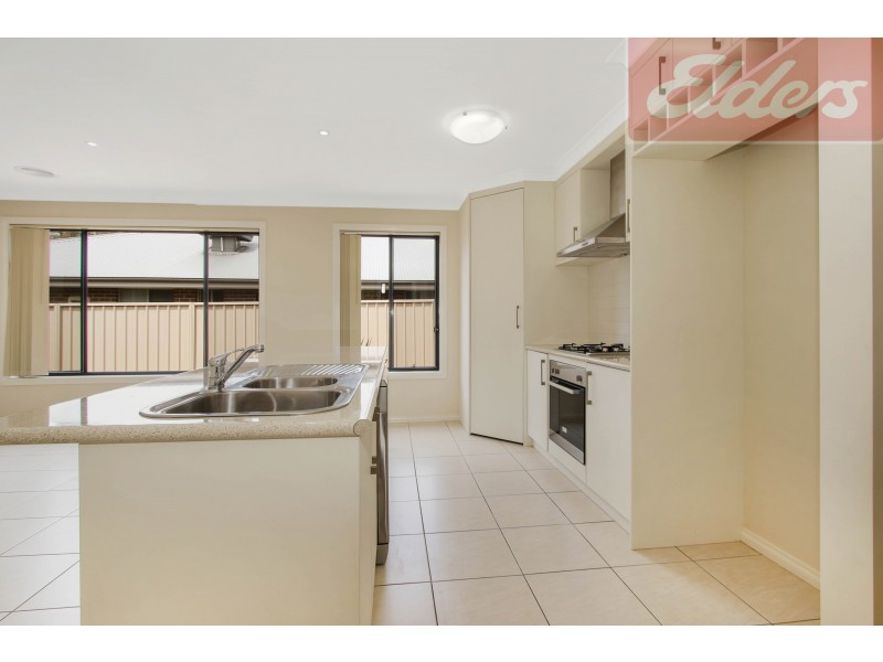 70 Hartigan Street, Thurgoona NSW 2640