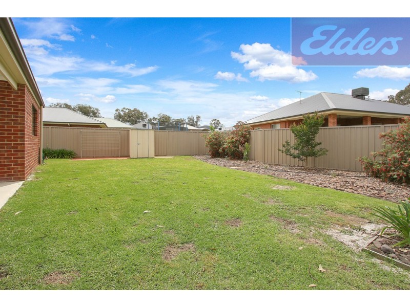 70 Hartigan Street, Thurgoona NSW 2640