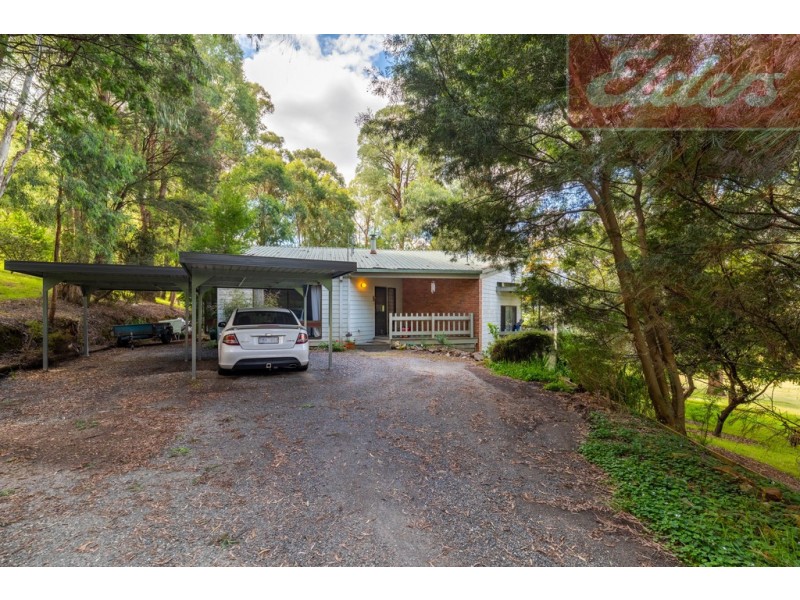 35 Diggings Road, Tawonga VIC 3697