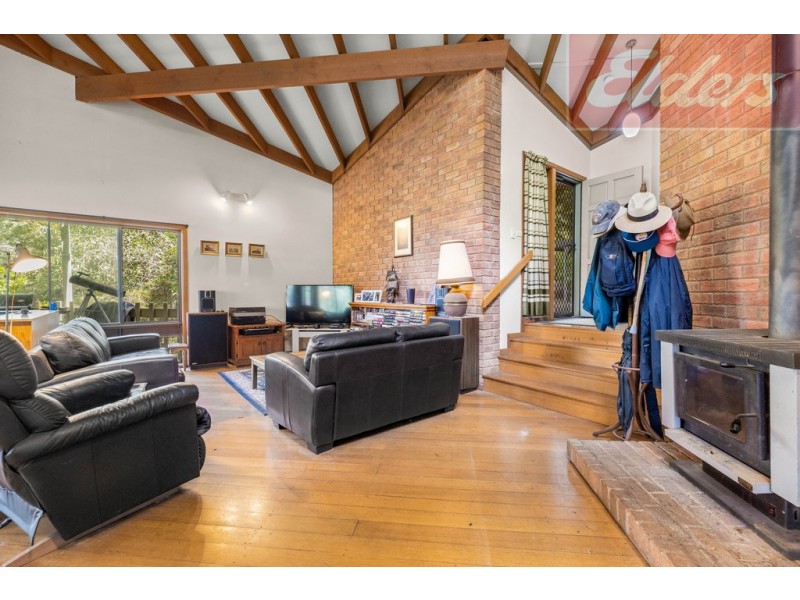 35 Diggings Road, Tawonga VIC 3697