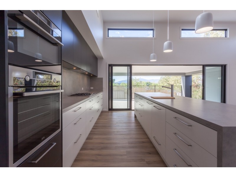 74 Yarralumla Drive, Wodonga VIC 3690