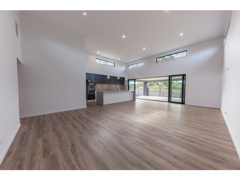 74 Yarralumla Drive, Wodonga VIC 3690