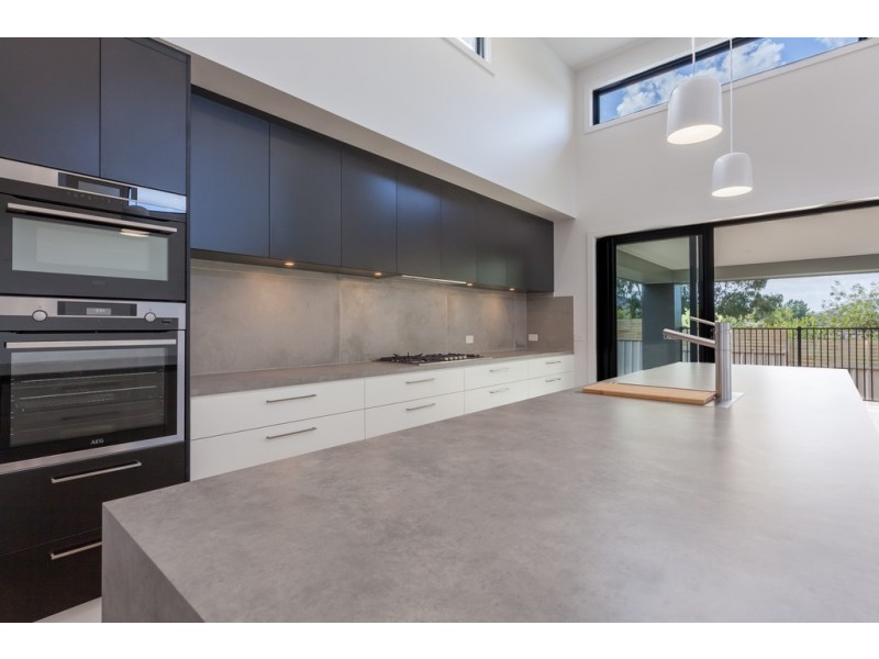 74 Yarralumla Drive, Wodonga VIC 3690