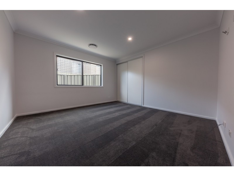 74 Yarralumla Drive, Wodonga VIC 3690