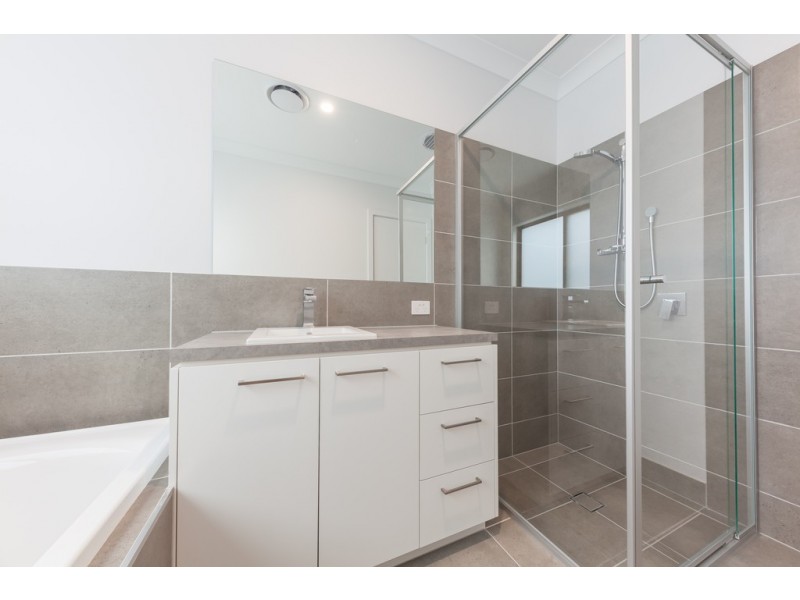 74 Yarralumla Drive, Wodonga VIC 3690