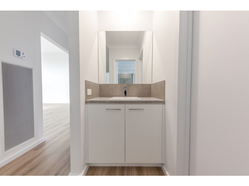 74 Yarralumla Drive, Wodonga VIC 3690