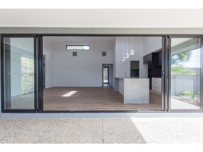 74 Yarralumla Drive, Wodonga VIC 3690