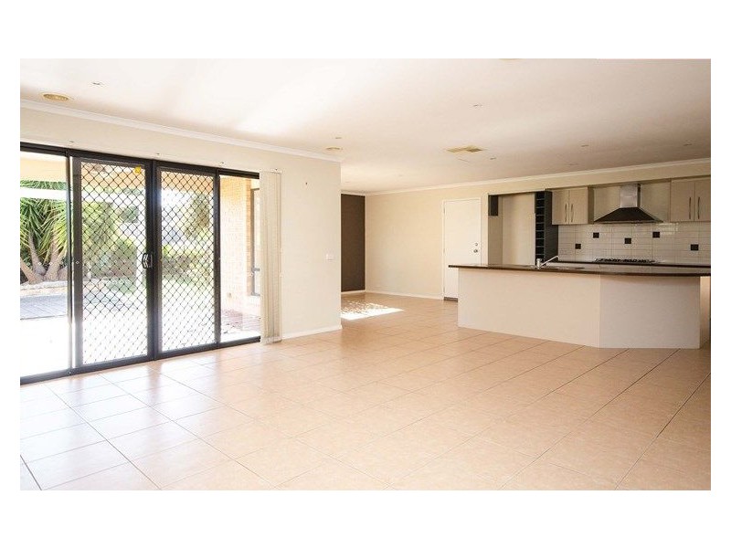 11 Kennedia Street, Thurgoona NSW 2640