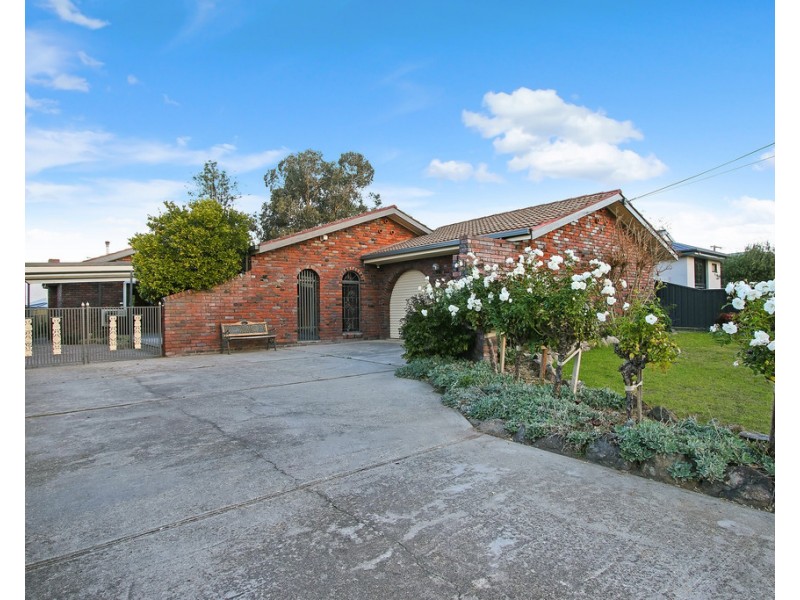 13 Diamond Drive, Wodonga VIC 3690