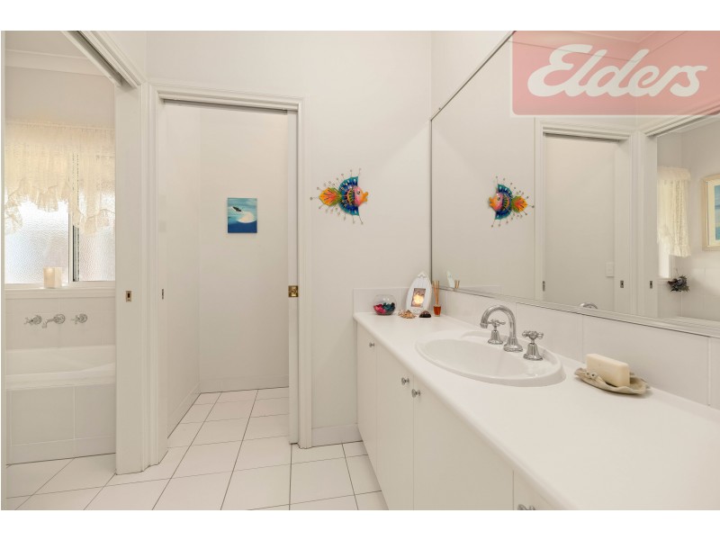 12 James Court, Rutherglen VIC 3685