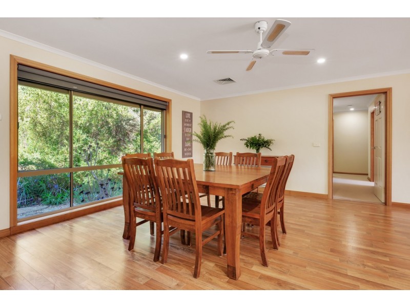 18 Beardmore Street, Bethanga VIC 3691