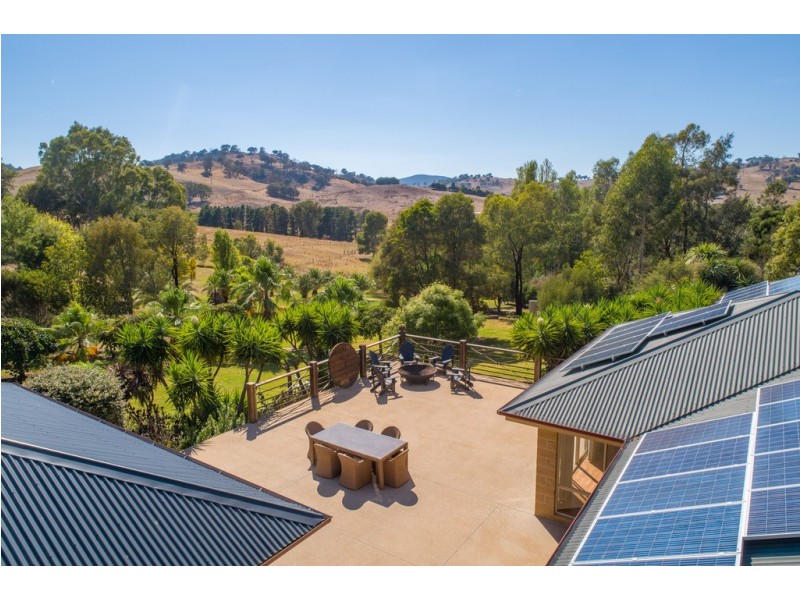 18 Beardmore Street, Bethanga VIC 3691