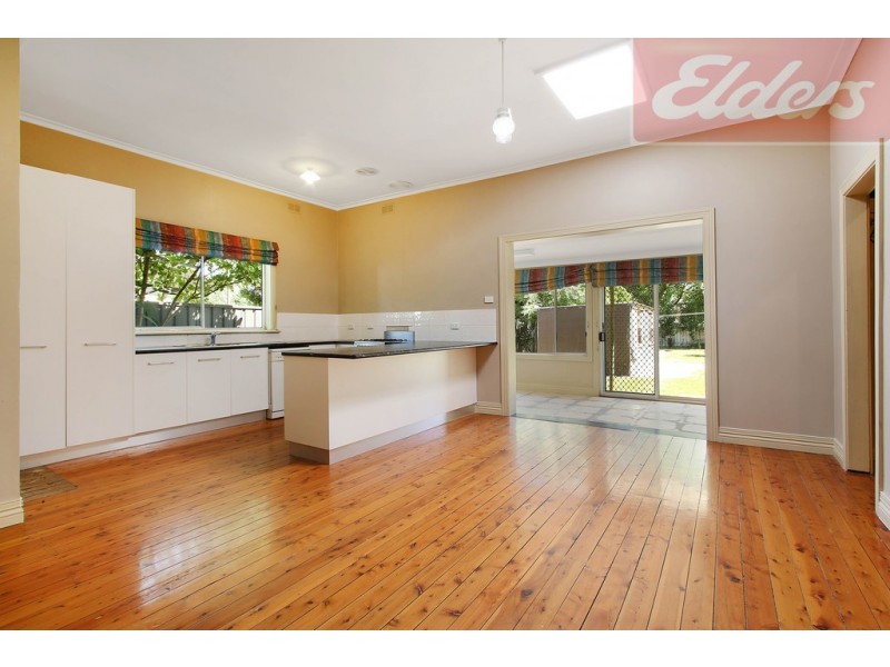 148 Borella Road, East Albury NSW 2640