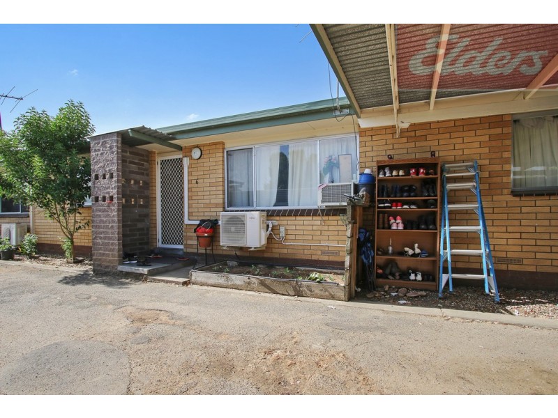 6/450 Kotthoff Street, Lavington NSW 2641