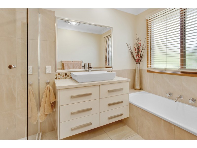 12 Flower Place, Wodonga VIC 3690