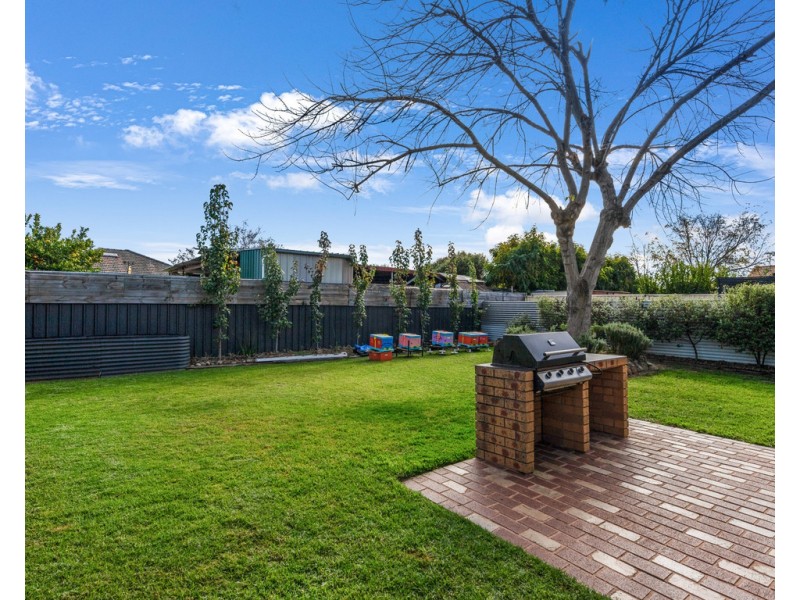 11 Burnley Street, Wodonga VIC 3690